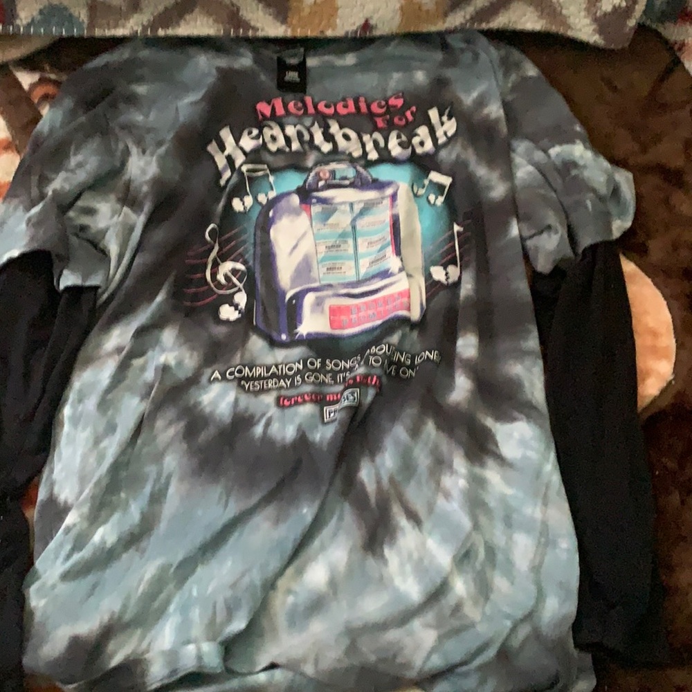 y2k long sleeve tee
